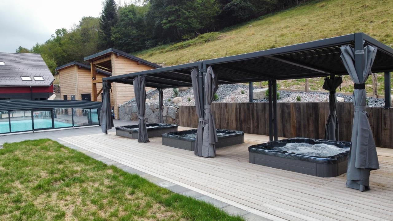 La Ferme De Rochesson, Jacuzzis & Piscine Commune Exterior foto